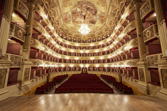 teatro morlacchi di perugia